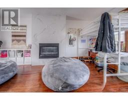 84 - 88 JOHN Street W