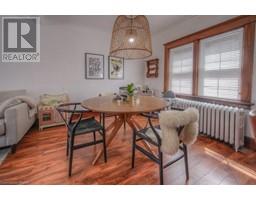 84 - 88 JOHN Street W