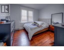 84 - 88 JOHN Street W