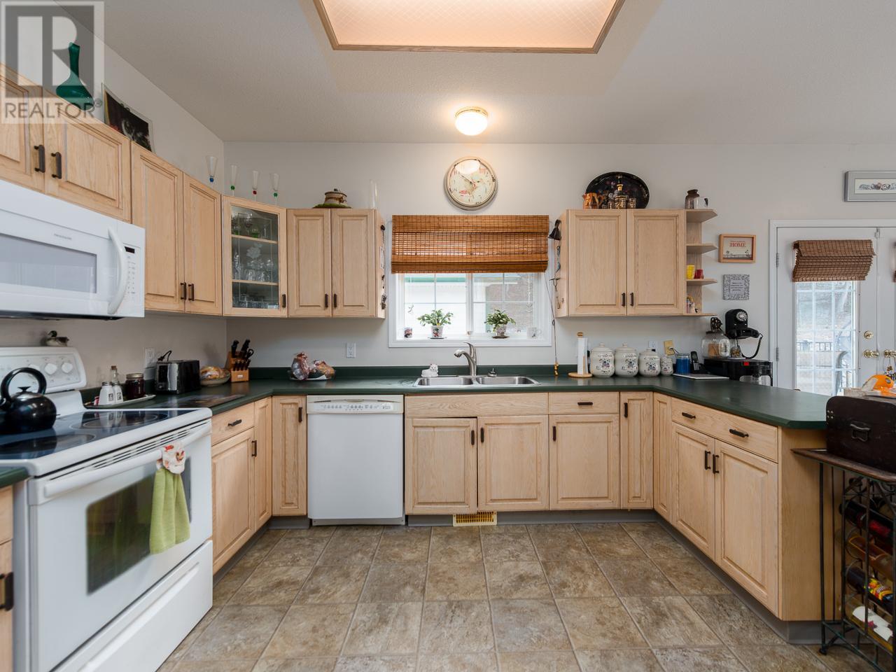 2492 Torgerson Road, Merritt, British Columbia  V1K 1R5 - Photo 18 - 179624