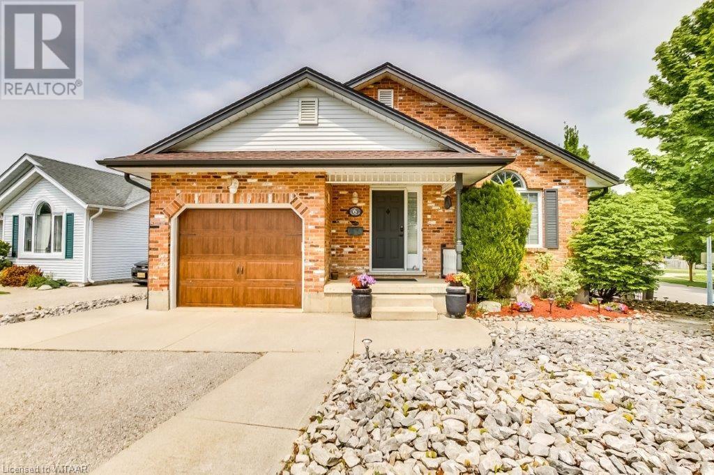 6 SENECA Place, woodstock, Ontario