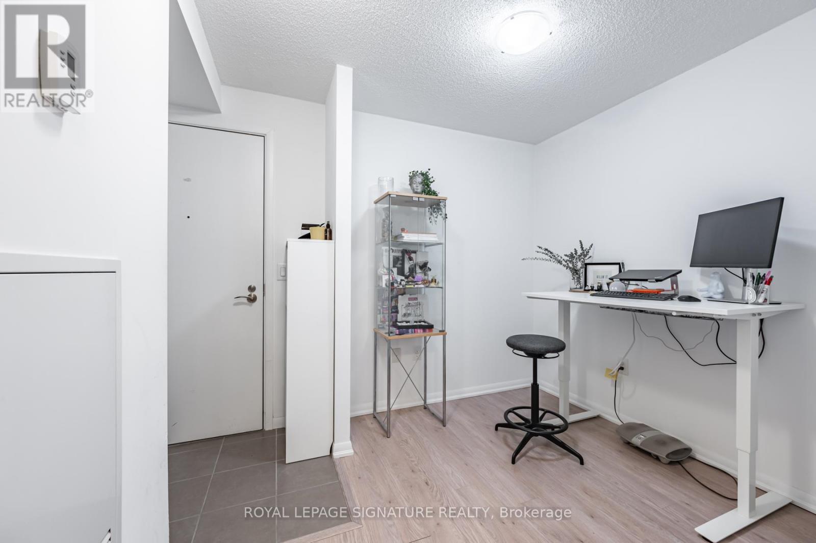 724 - 830 Lawrence Avenue W, Toronto (Yorkdale-Glen Park), Ontario  M6A 1C3 - Photo 6 - W8421212