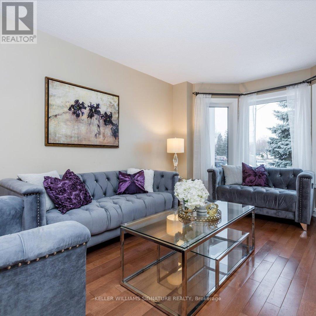 11 Cityview Circle S, Barrie, Ontario  L4N 7V2 - Photo 4 - S9010205