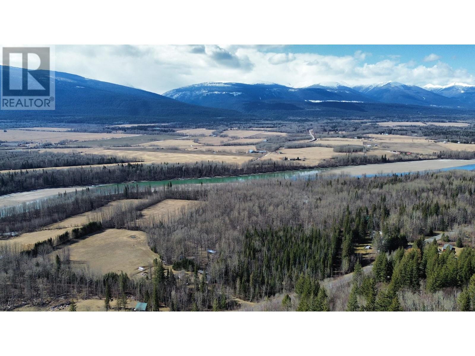 3260 Mountain View Road, Mcbride, British Columbia  V0J 2E0 - Photo 14 - R2868721