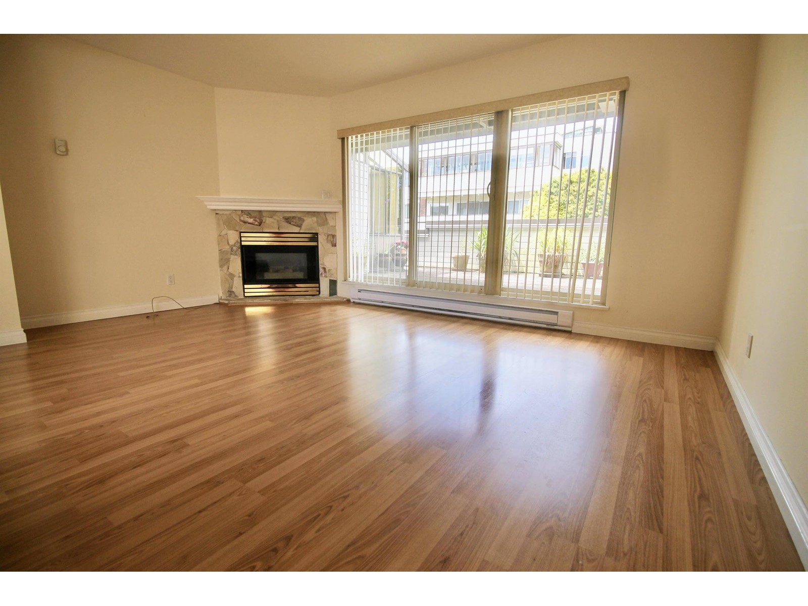 Property at 1469 MERKLIN STREET image 1