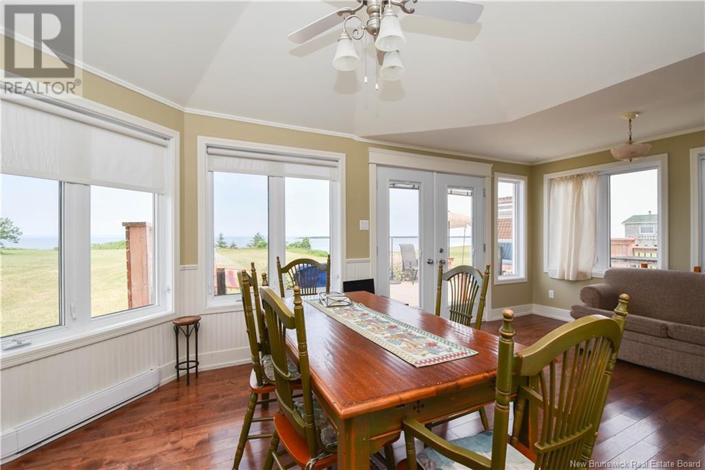 237 Saint-Pierre Est Boulevard, Caraquet, New Brunswick  E1W 1B7 - Photo 29 - NB102413