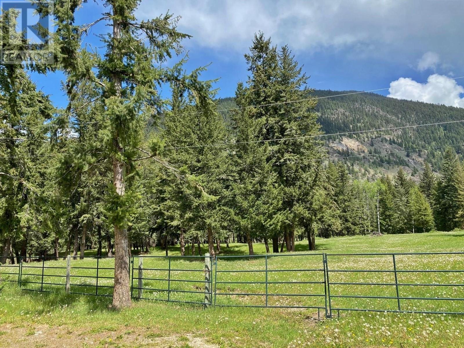 2673 Agate Bay Rd, Barriere, British Columbia  V0E 2E0 - Photo 11 - 178456