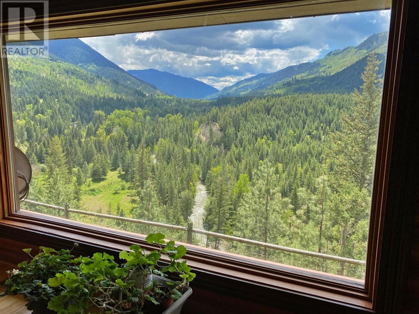 2673 Agate Bay Rd, Barriere, British Columbia  V0E 2E0 - Photo 17 - 178456