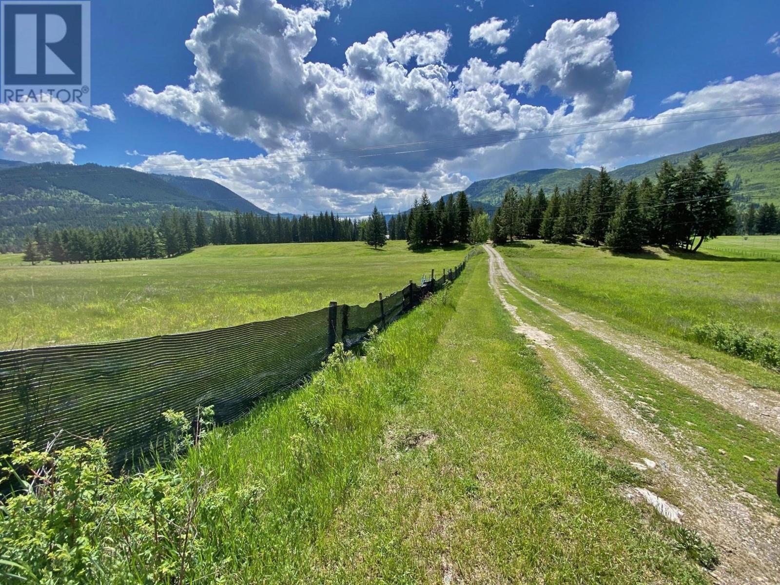 2673 Agate Bay Rd, Barriere, British Columbia  V0E 2E0 - Photo 2 - 178456