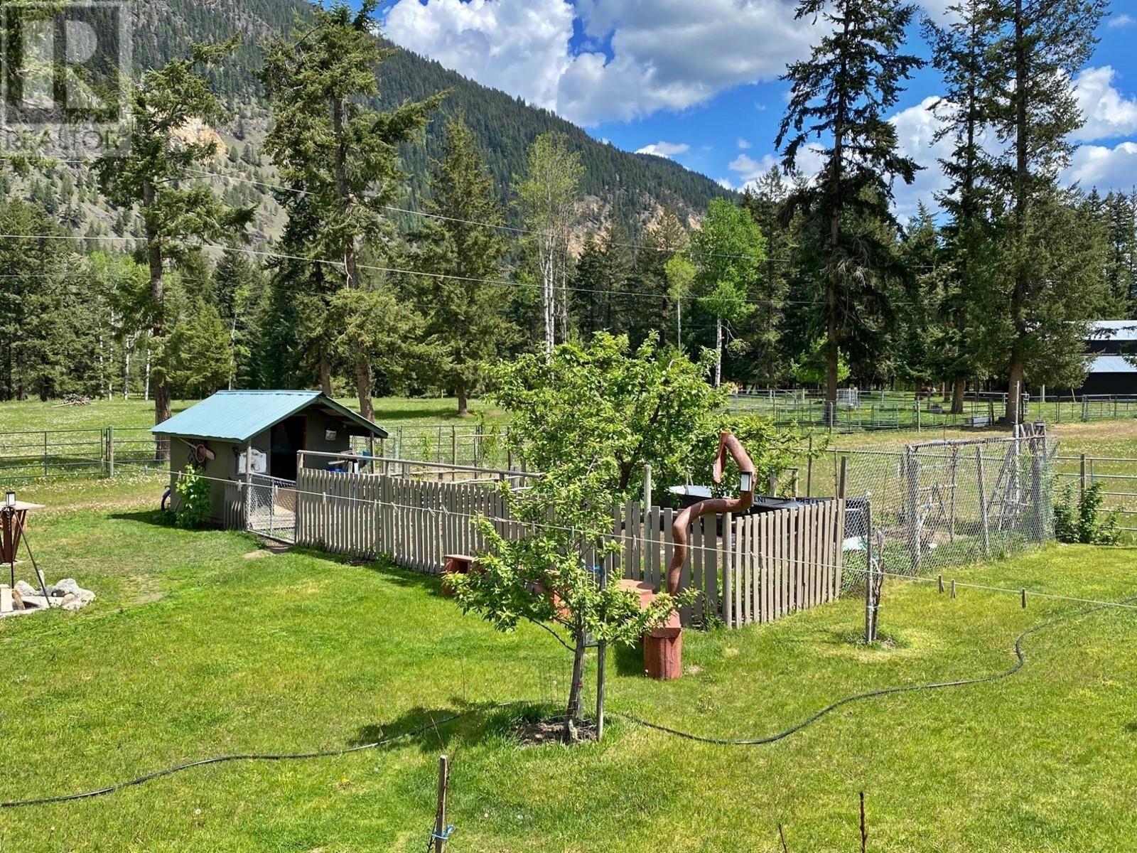 2673 Agate Bay Rd, Barriere, British Columbia  V0E 2E0 - Photo 6 - 178456