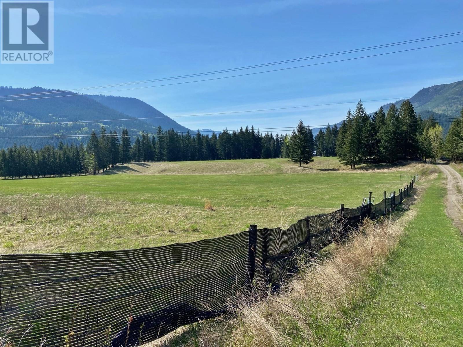 2673 Agate Bay Rd, Barriere, British Columbia  V0E 2E0 - Photo 3 - 178456