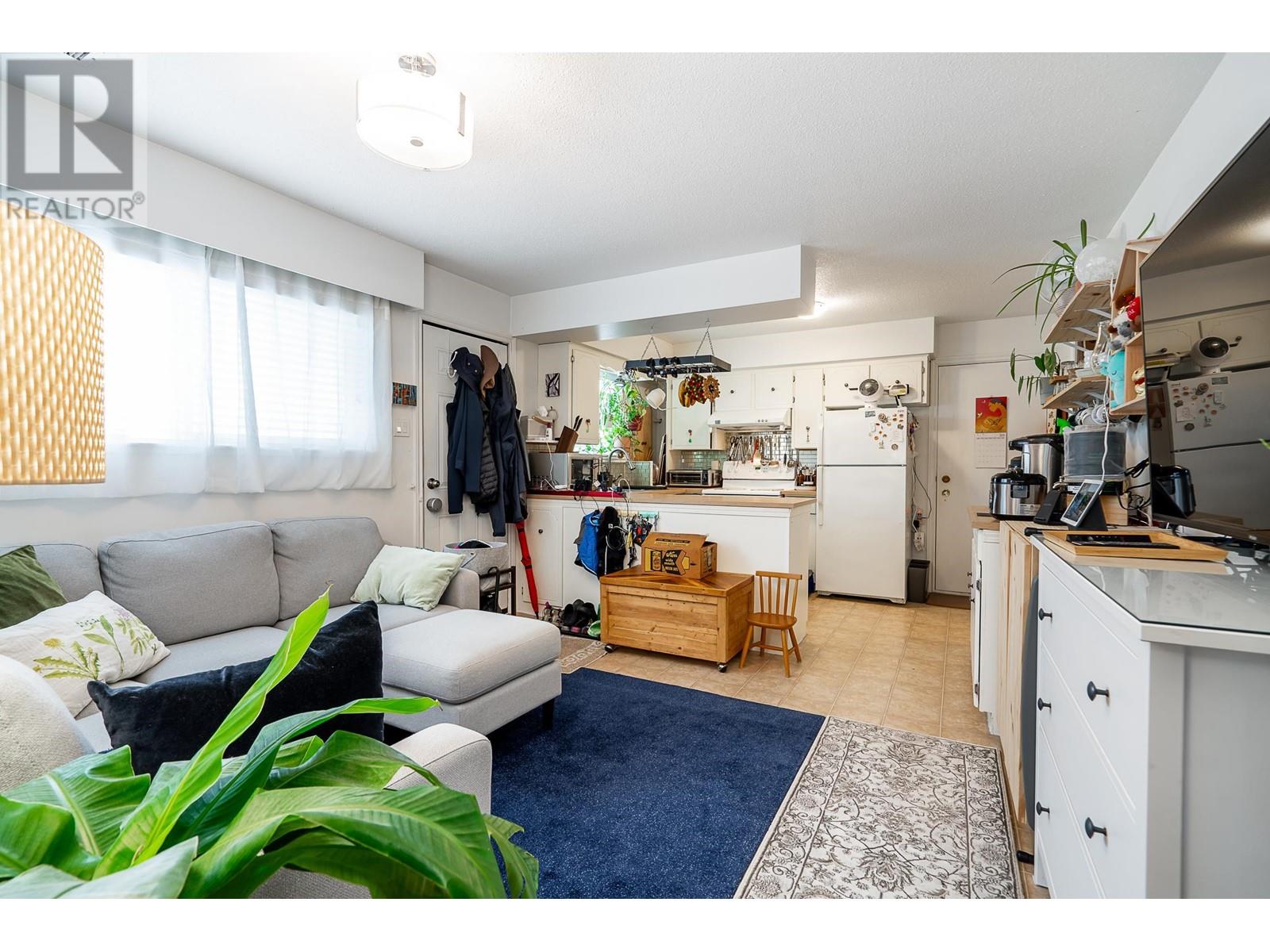 3605 E 27th Avenue, Vancouver, British Columbia  V5R 1R3 - Photo 14 - R2900058