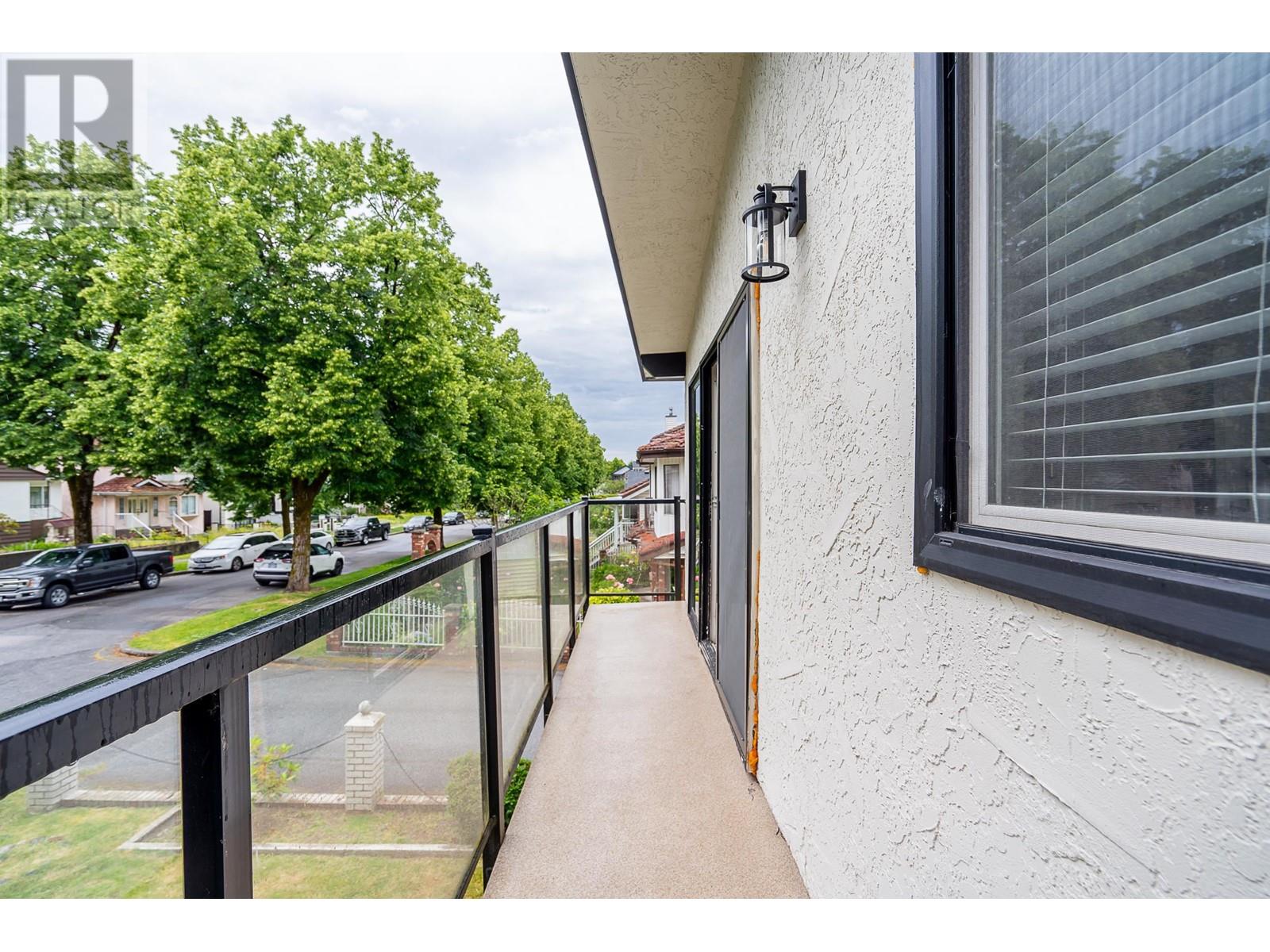 3605 E 27th Avenue, Vancouver, British Columbia  V5R 1R3 - Photo 10 - R2900058