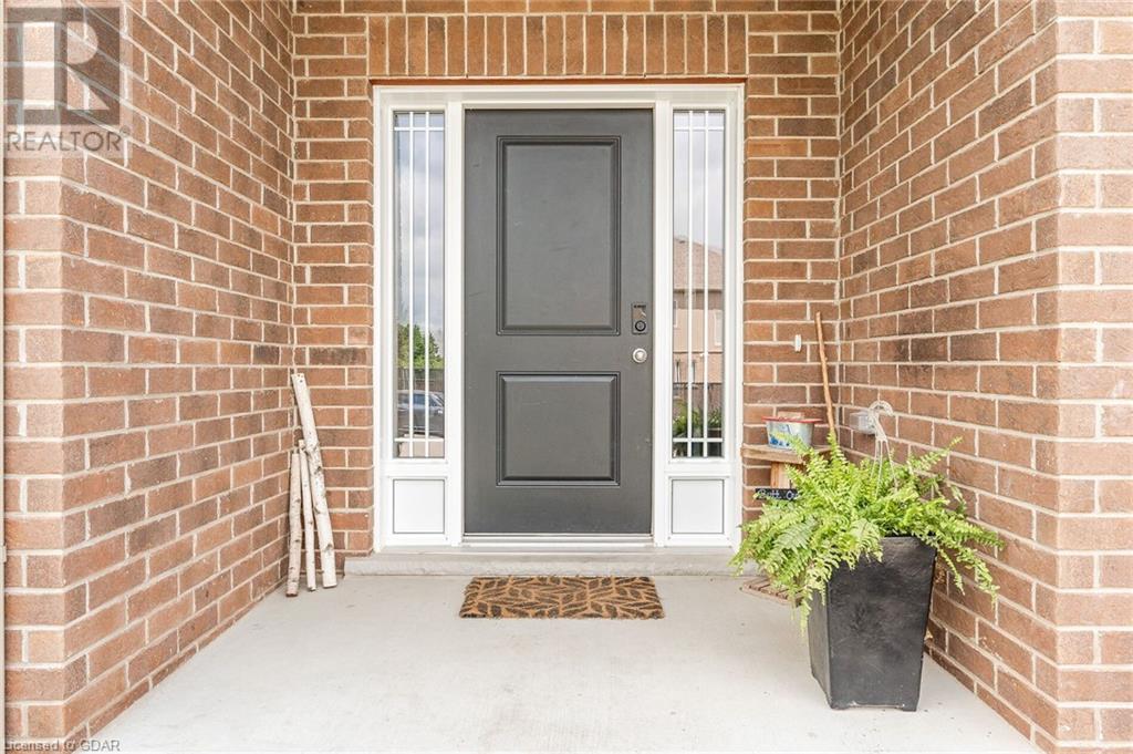 124 Summit Ridge Drive, Guelph, Ontario  N1E 6X2 - Photo 15 - 40615582