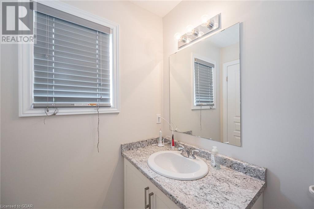 124 Summit Ridge Drive, Guelph, Ontario  N1E 6X2 - Photo 33 - 40615582