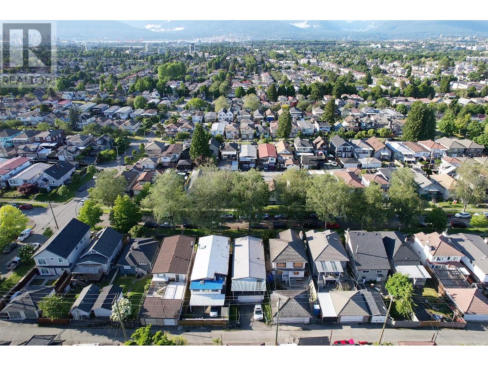 1730 E 36th Avenue, Vancouver, British Columbia  V5P 1C5 - Photo 4 - R2895436