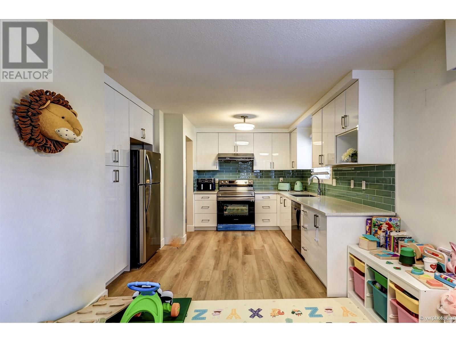 1730 E 36th Avenue, Vancouver, British Columbia  V5P 1C5 - Photo 15 - R2895436