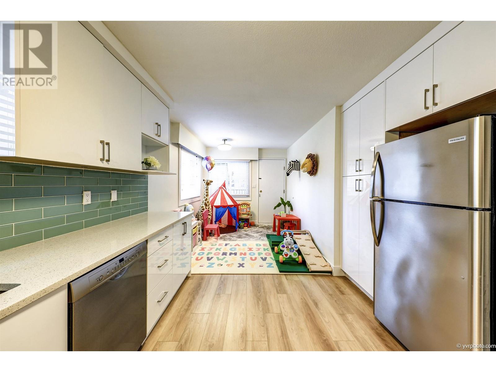 1730 E 36th Avenue, Vancouver, British Columbia  V5P 1C5 - Photo 25 - R2895436