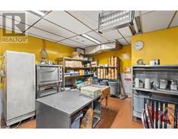 700 SOMERSET STREET W