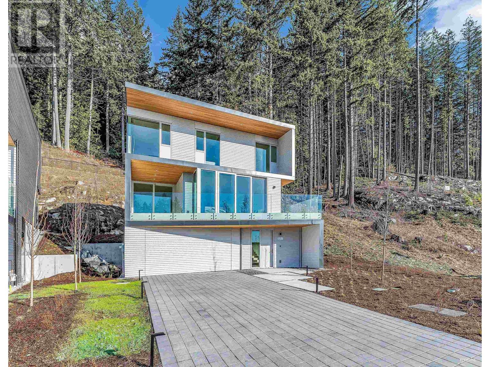 3317 Chippendale Road, West Vancouver, British Columbia  V7S 0B7 - Photo 2 - R2899796