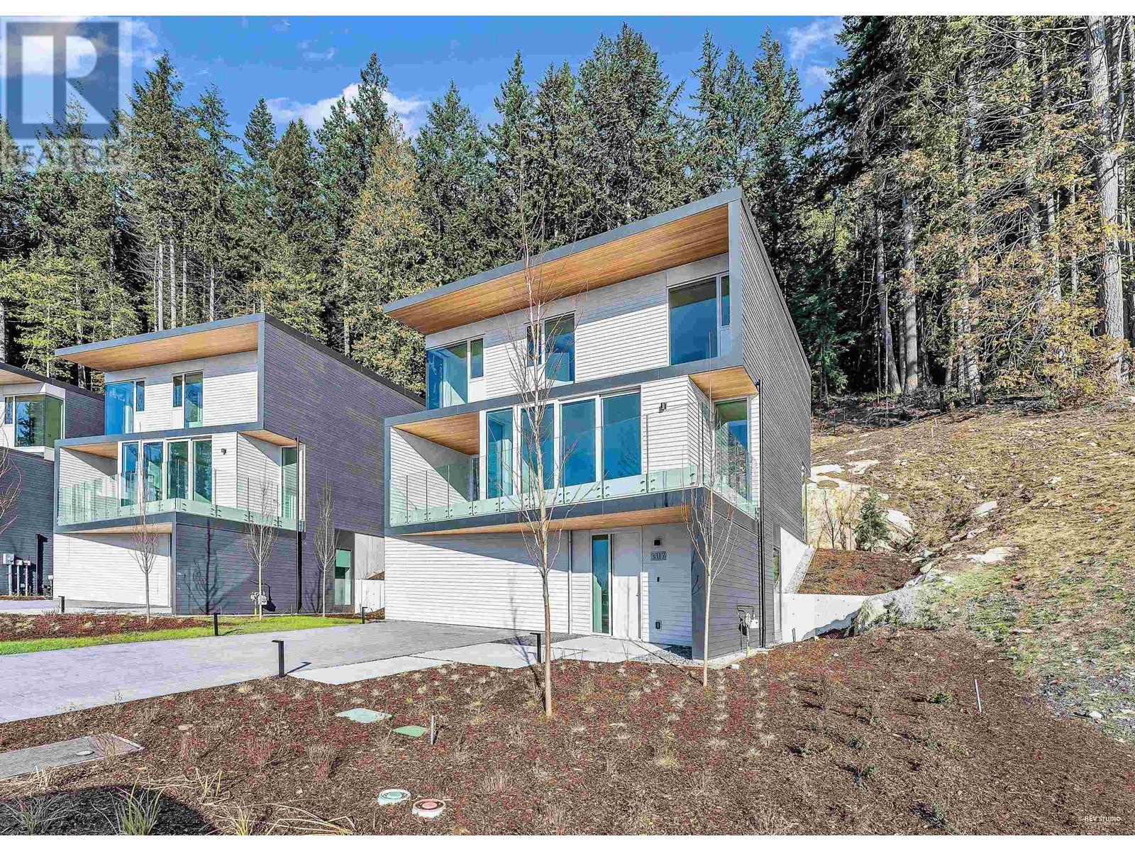3317 Chippendale Road, West Vancouver, British Columbia  V7S 0B7 - Photo 3 - R2899796