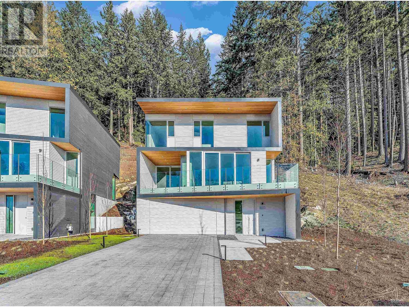 3317 Chippendale Road, West Vancouver, British Columbia  V7S 0B7 - Photo 1 - R2899796