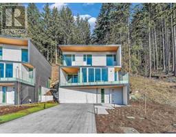 3317 CHIPPENDALE ROAD, West Vancouver, British Columbia