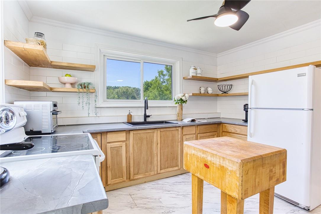 Image of property at 1290 Highway 8