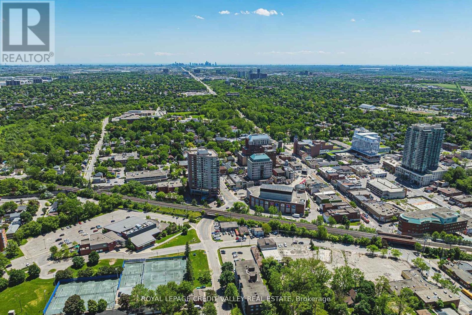 21 - 23 Union Street, Brampton (Downtown Brampton), Ontario  L6V 1R2 - Photo 22 - W9012085