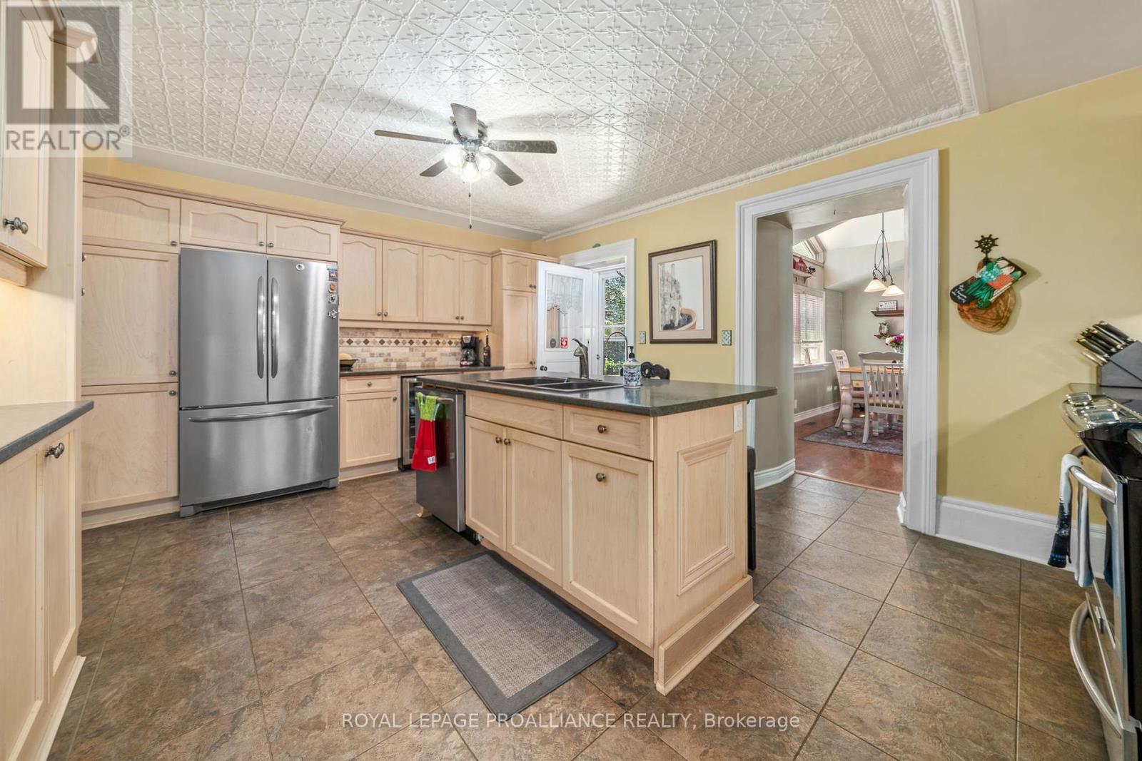 41 King Street, Prince Edward County, Ontario  K0K 2T0 - Photo 11 - X9012698