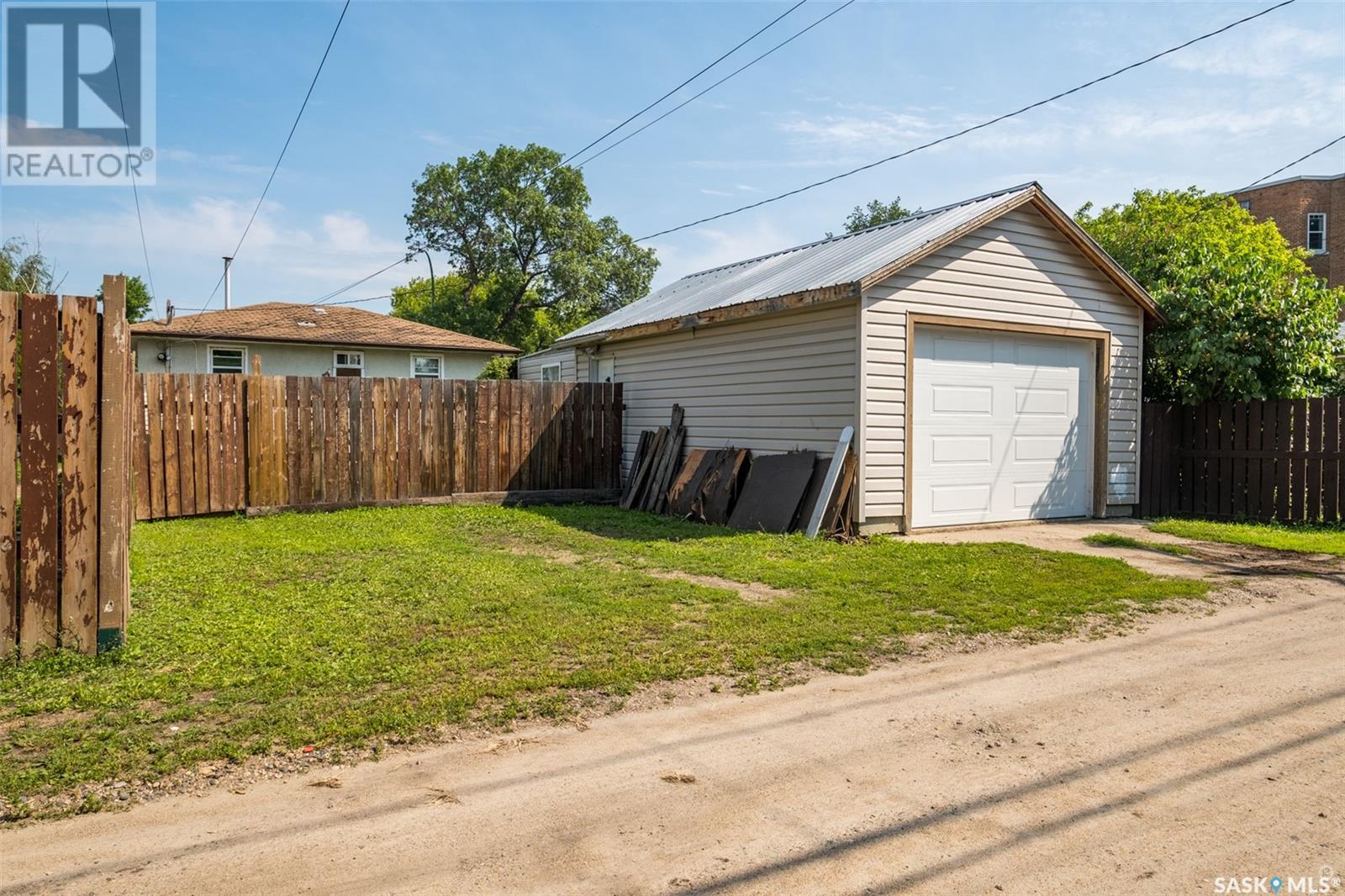 213 10th Street E, Prince Albert, Saskatchewan  S6V 0Z1 - Photo 22 - SK975685