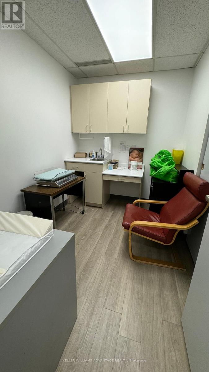 58a - 2700 Dufferin Street, Toronto (Briar Hill-Belgravia), Ontario  M6B 4J3 - Photo 15 - W9012952