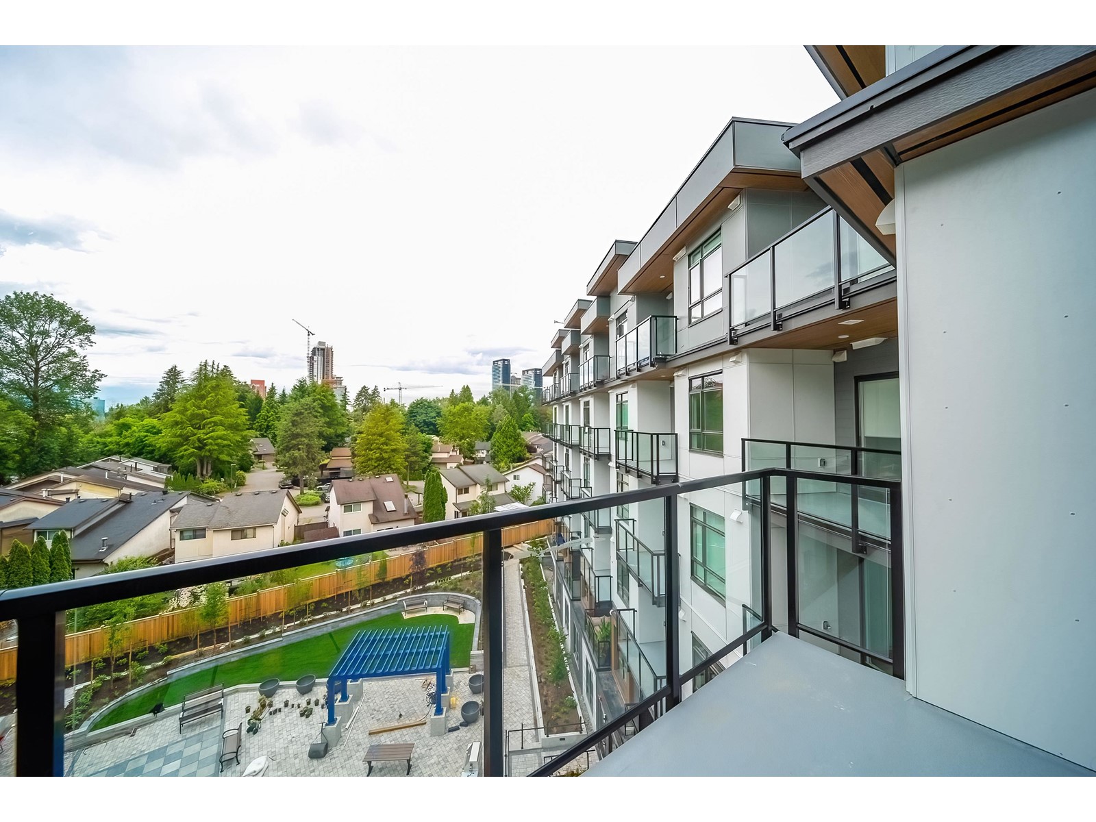 520 13968 Laurel Drive, Surrey, British Columbia  V3T 0S9 - Photo 19 - R2902371