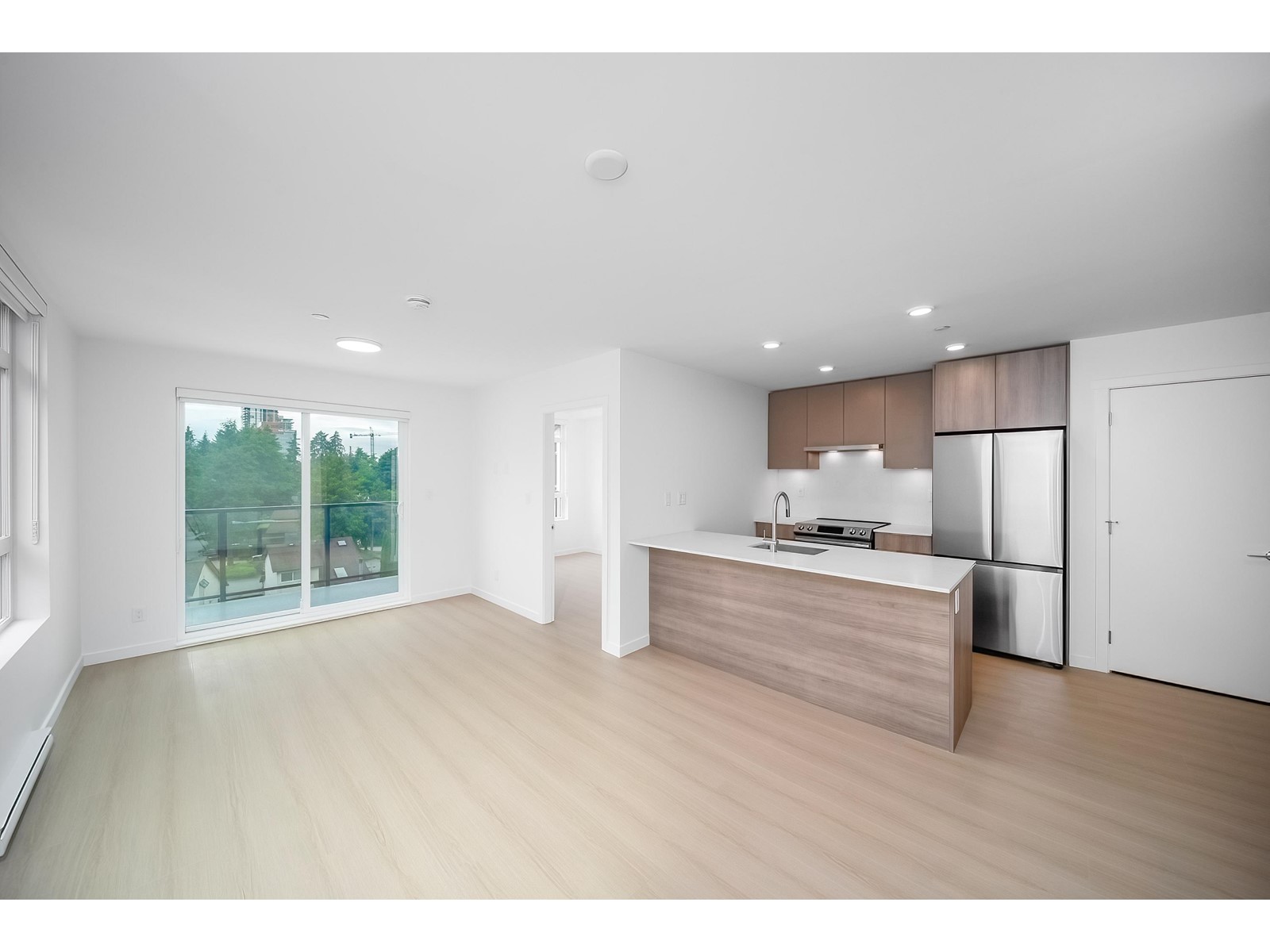 Property at 520 13968 LAUREL DRIVE image 3