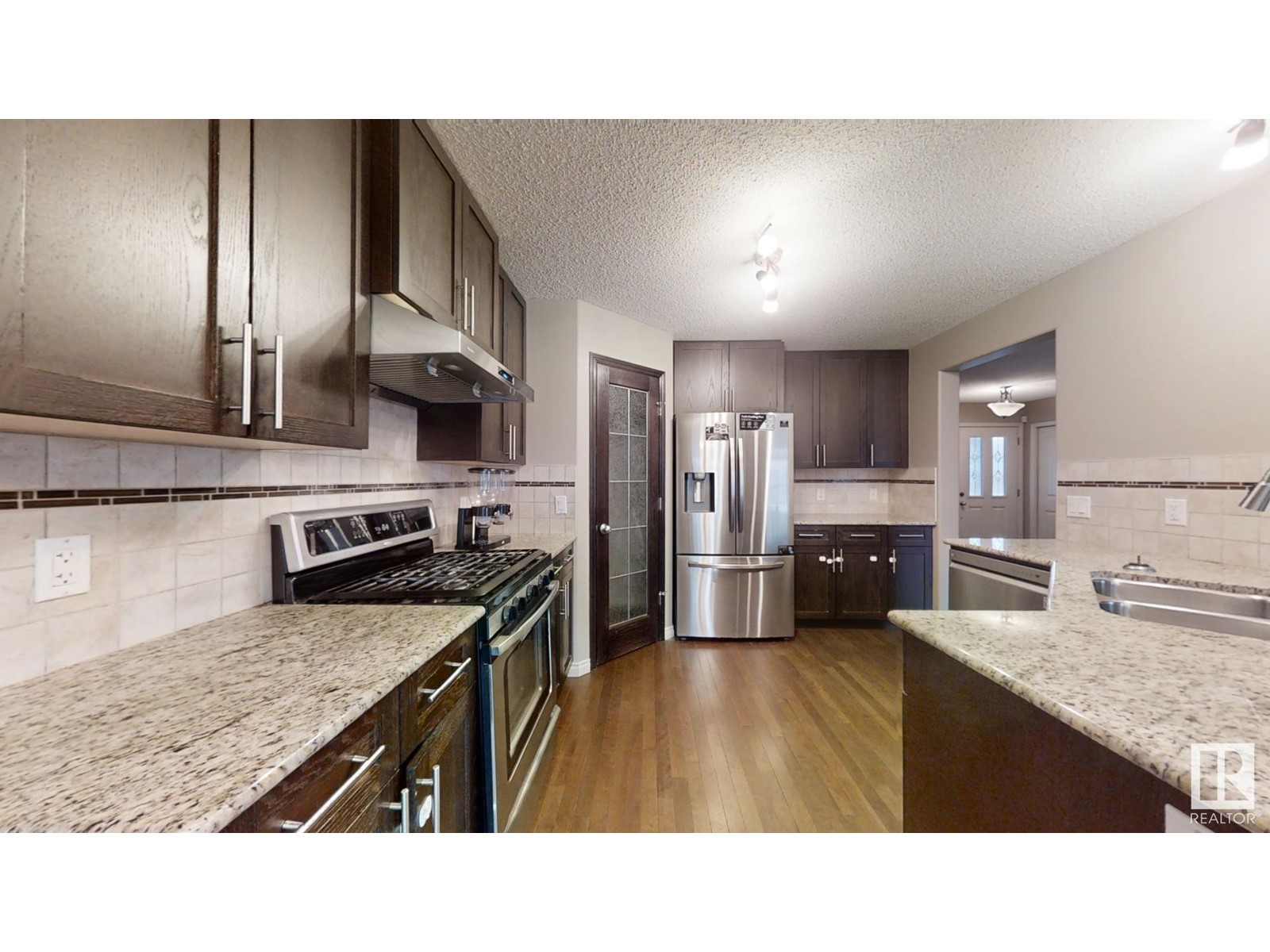 18015 87 St Nw, Edmonton, Alberta  T5Z 0G6 - Photo 5 - E4395792