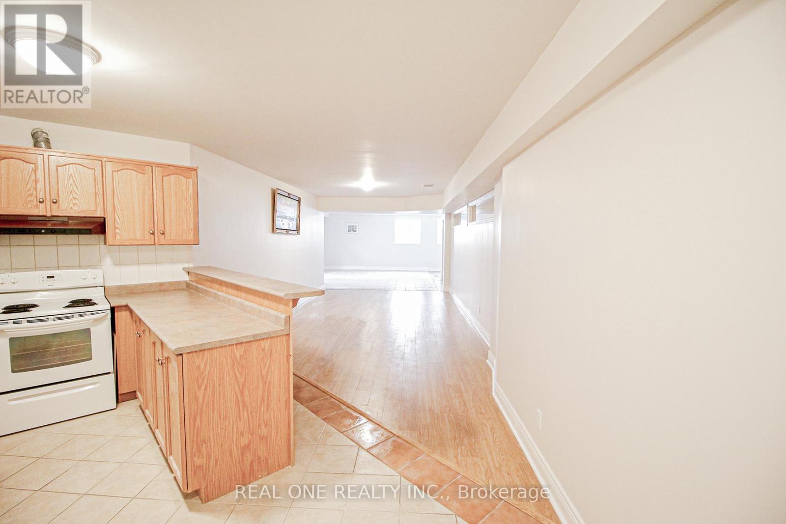 B3 - 2523 Sharon Crescent, Mississauga (Erindale), Ontario  L5C 1Y9 - Photo 6 - W9013095