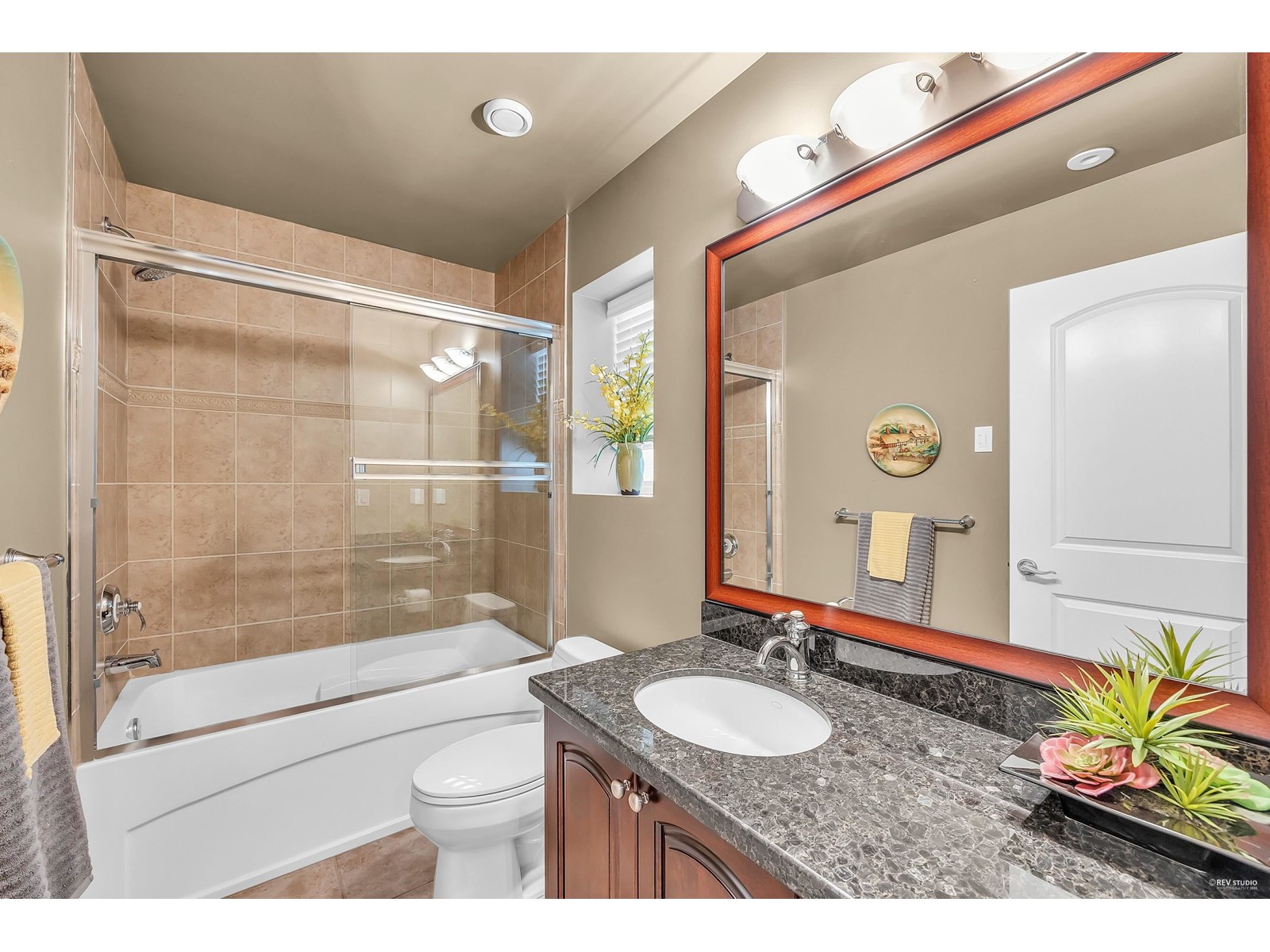 12855 Crescent Road, Surrey, British Columbia  V4P 1J6 - Photo 16 - R2902258