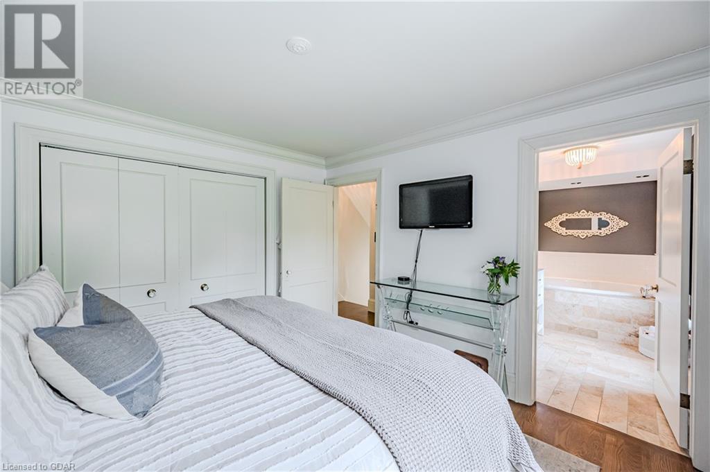 Image of property at 18 OXFORD Street