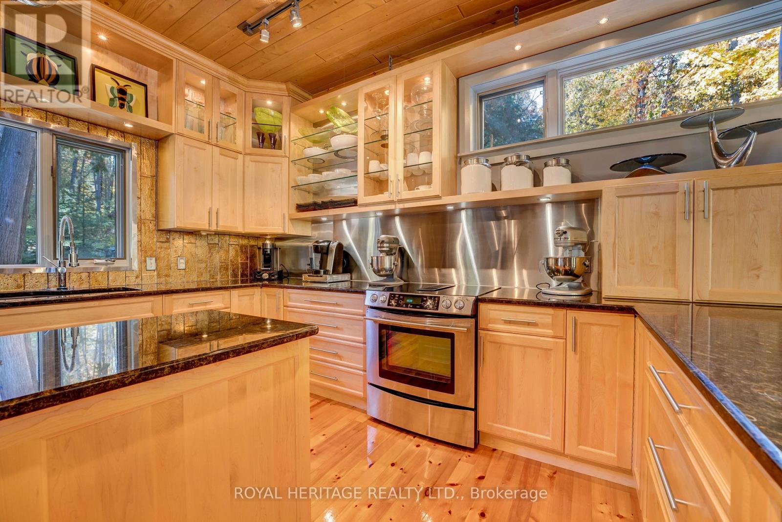 916 Siberia Road, Greater Madawaska, Ontario  K0J 1B0 - Photo 11 - X8253036