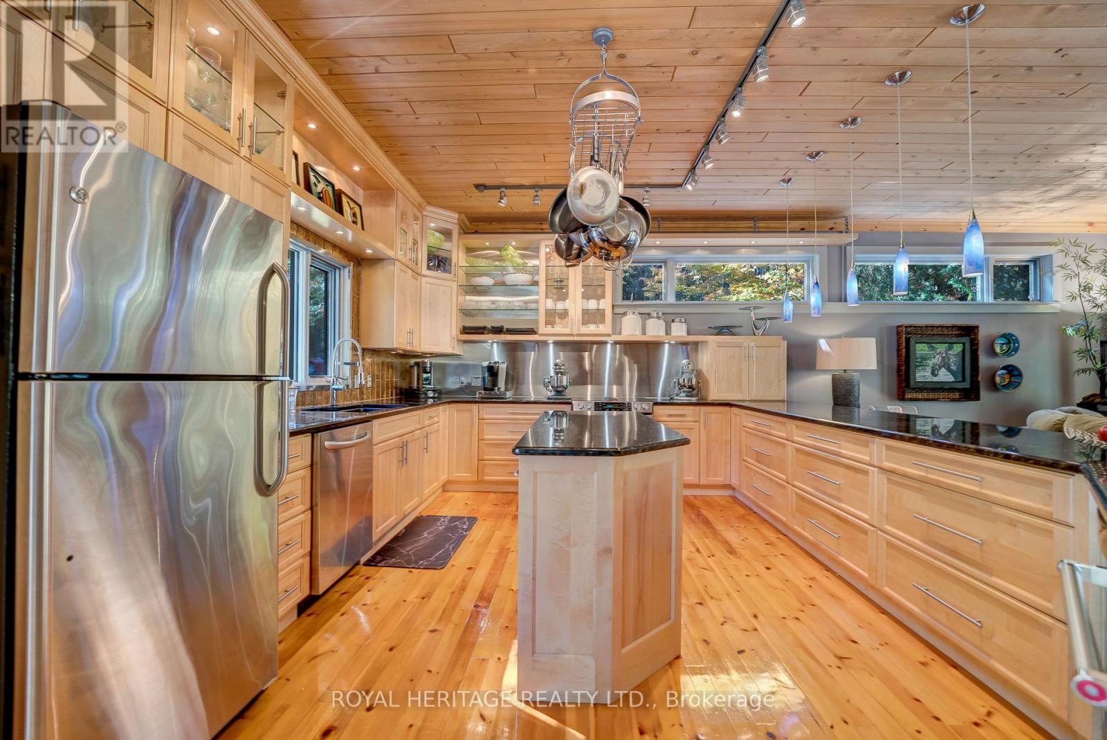 916 Siberia Road, Greater Madawaska, Ontario  K0J 1B0 - Photo 9 - X8253036