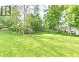 7 CROSS Street, paris, Ontario