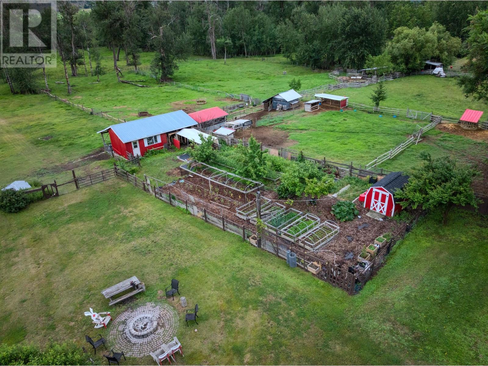 8716 Westsyde Road, Kamloops, British Columbia   - Photo 12 - 179676