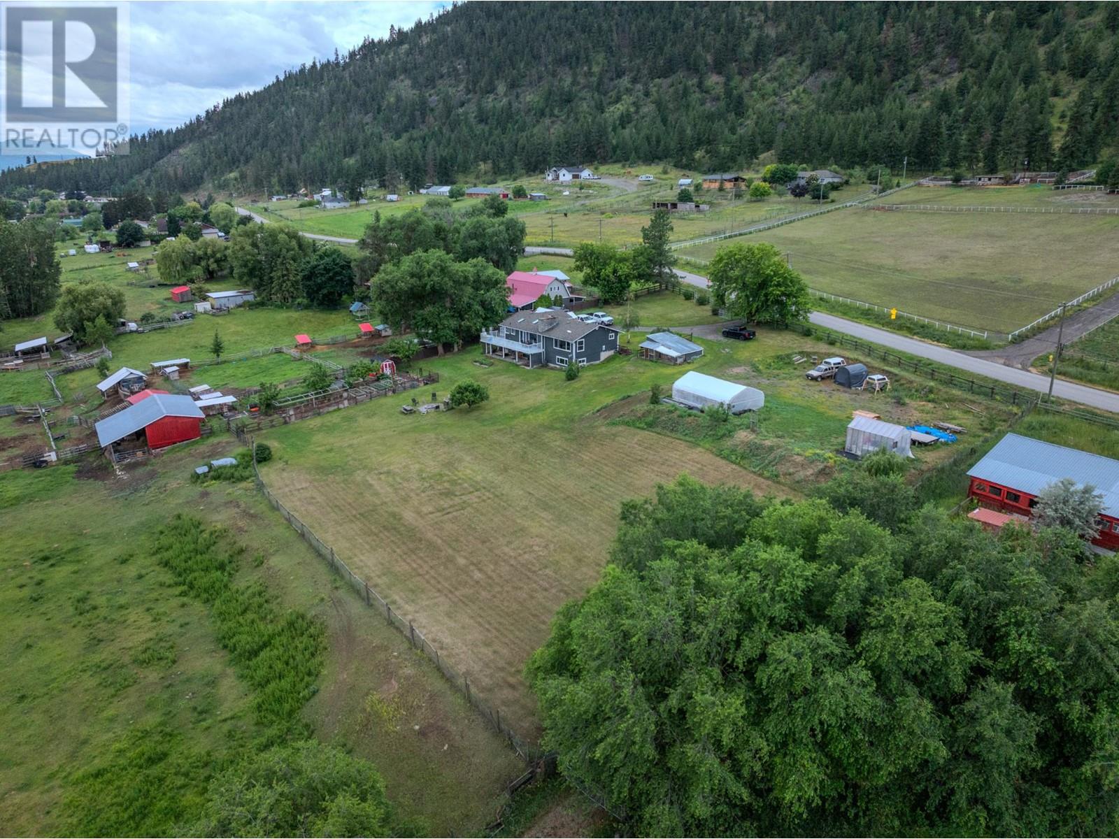 8716 Westsyde Road, Kamloops, British Columbia   - Photo 15 - 179676