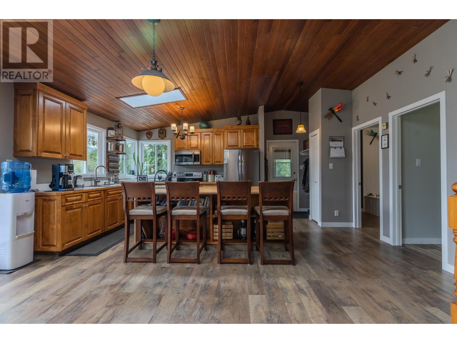 8716 Westsyde Road, Kamloops, British Columbia   - Photo 25 - 179676