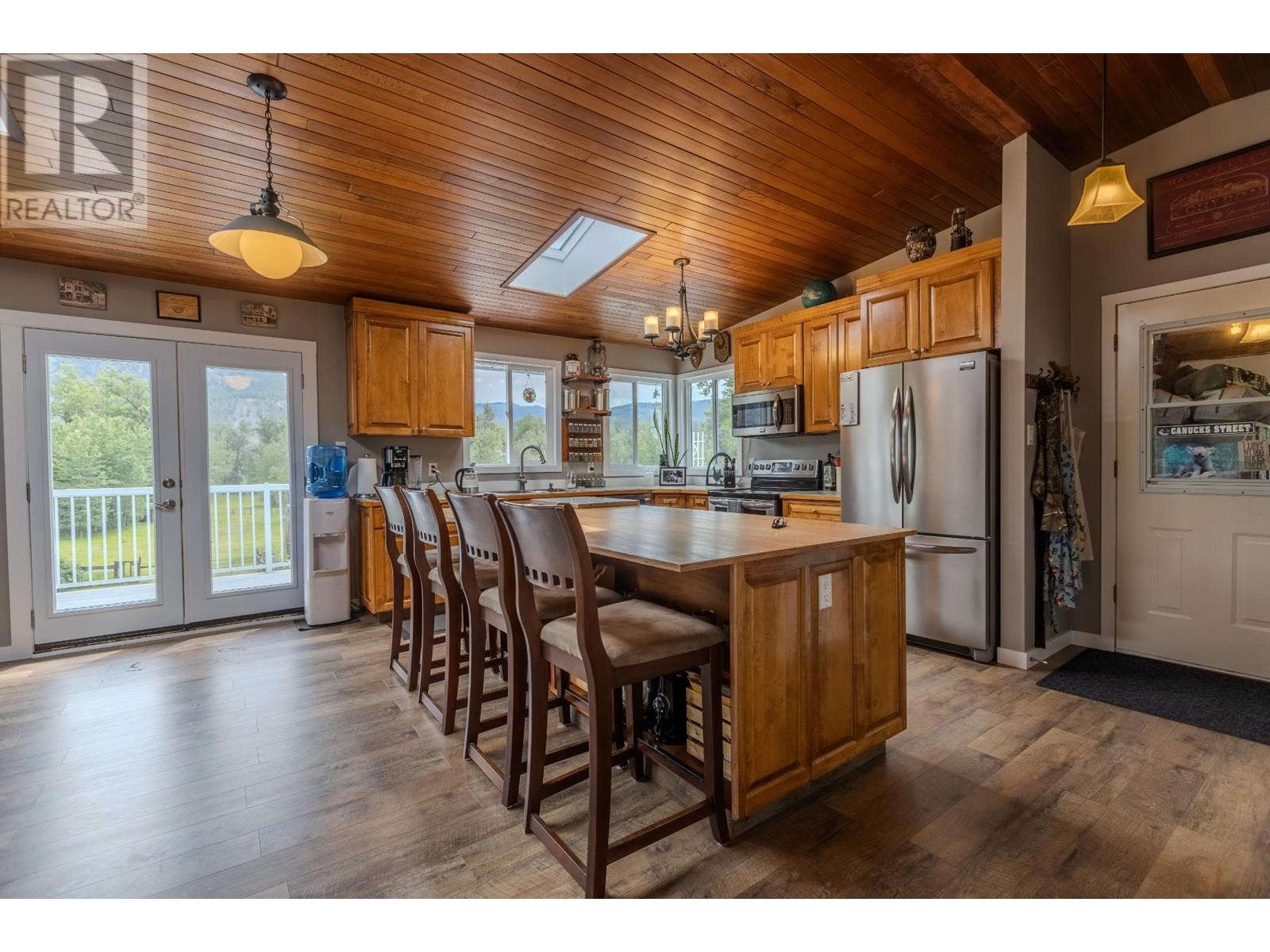 8716 Westsyde Road, Kamloops, British Columbia   - Photo 26 - 179676