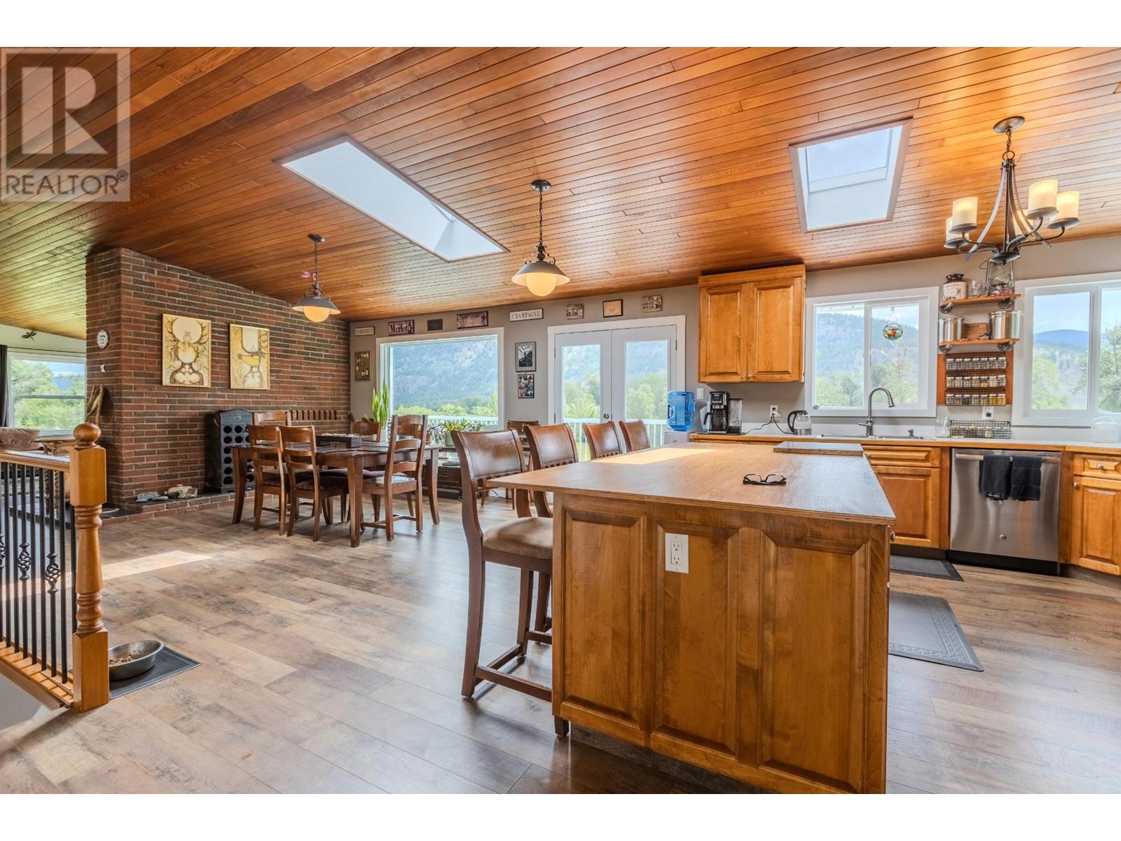 8716 Westsyde Road, Kamloops, British Columbia   - Photo 28 - 179676