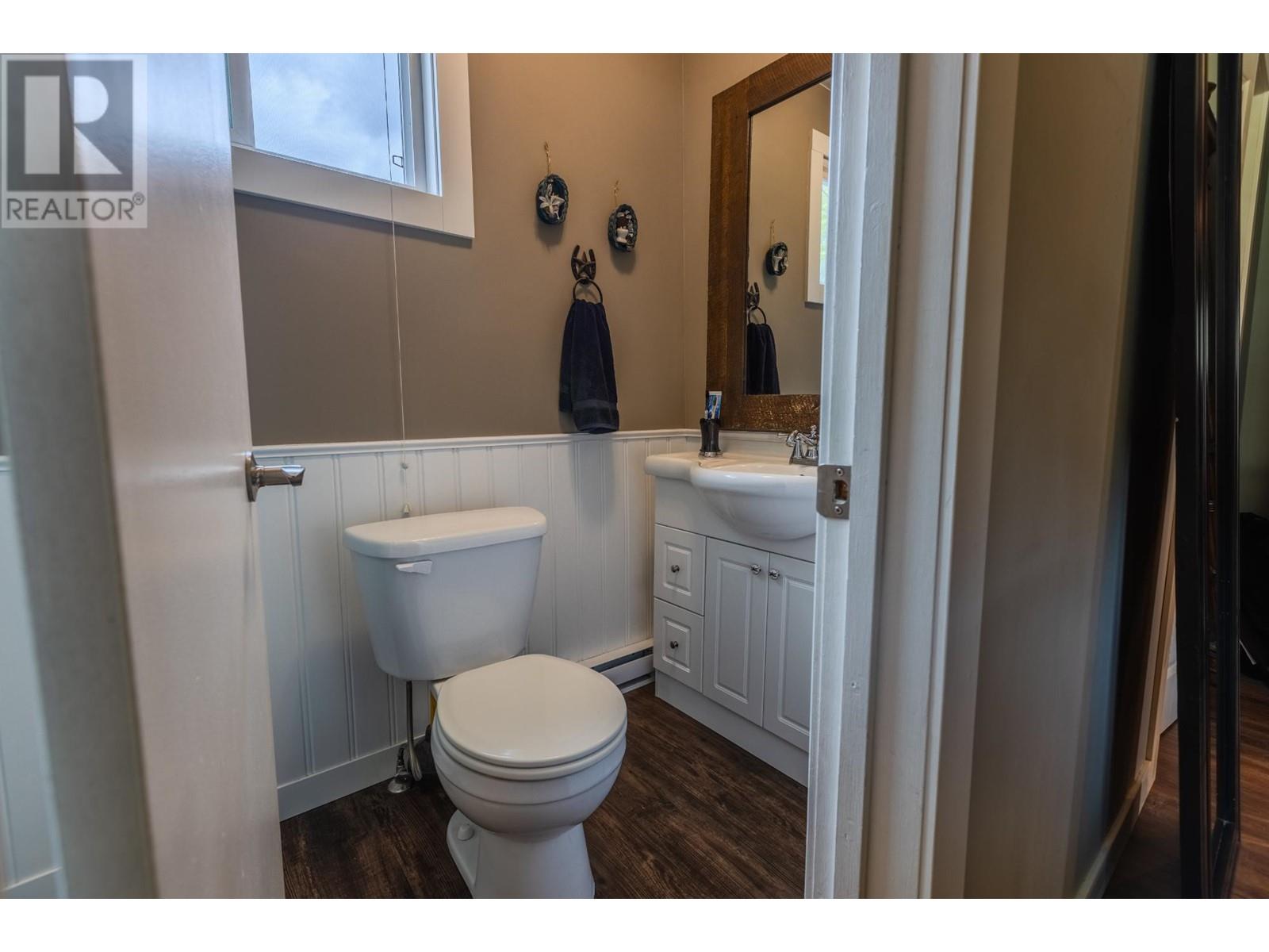 8716 Westsyde Road, Kamloops, British Columbia   - Photo 31 - 179676