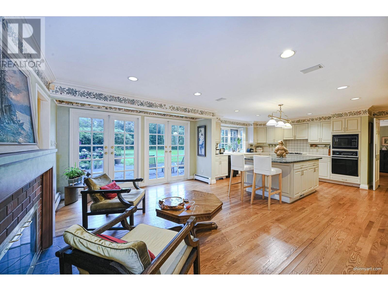 Property at 6786 BLENHEIM STREET image 5