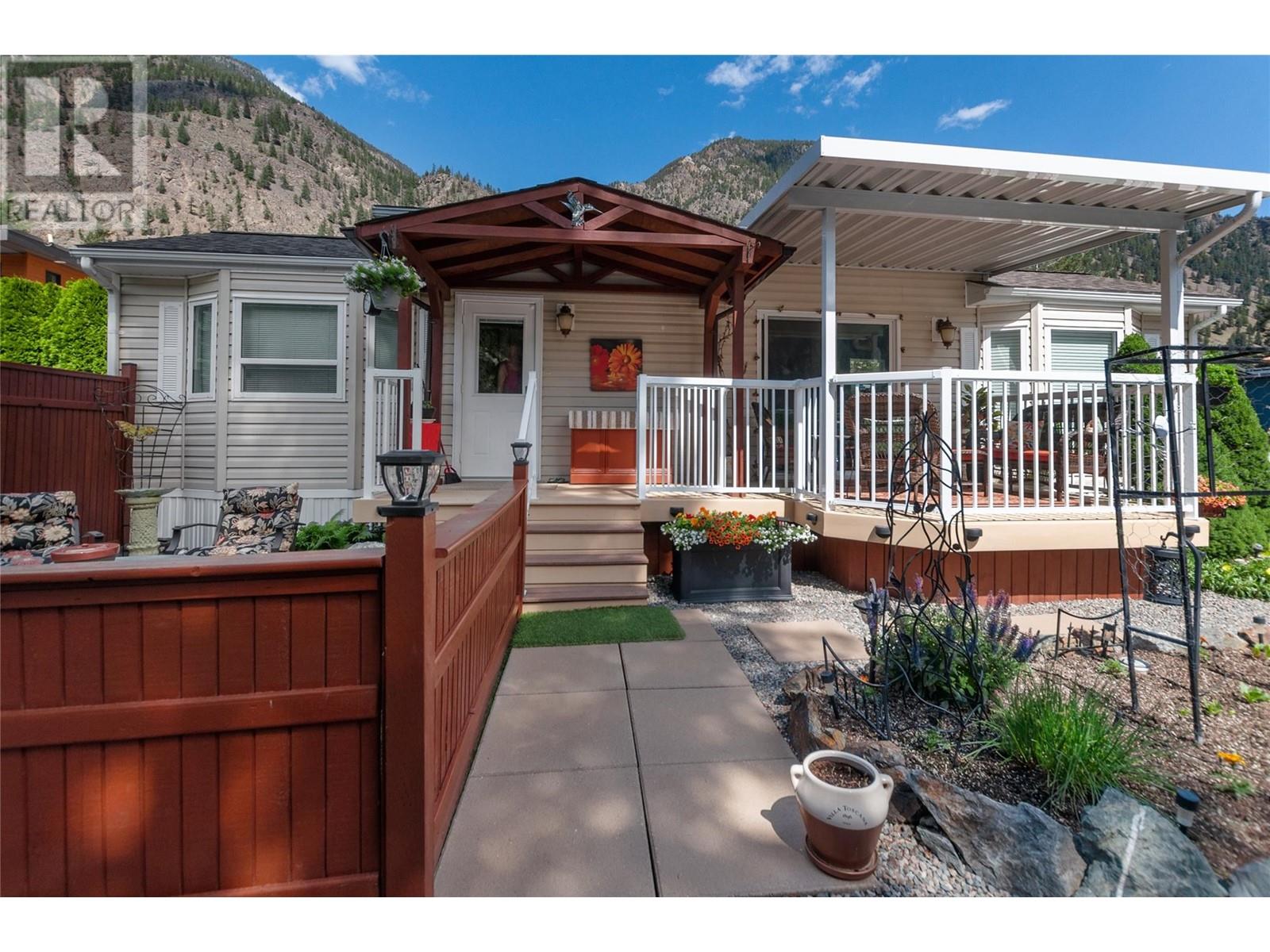 4354 HWY 3 Highway Unit# 12 Lot# 2 Keremeos