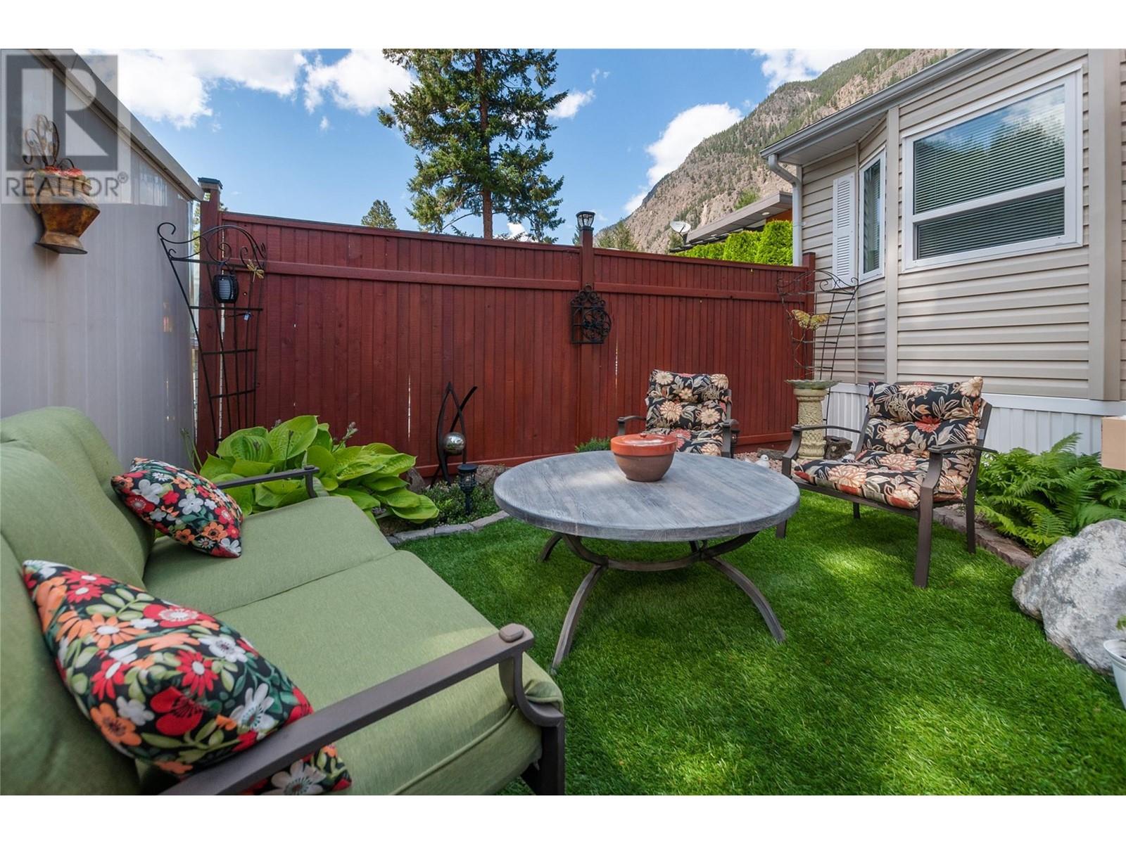 4354 HWY 3 Highway Unit# 12 Lot# 2 Keremeos